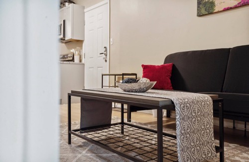 Glasgow Apartment | Charming 1-bedroom apartment with AC, WiFi in delightful Newark