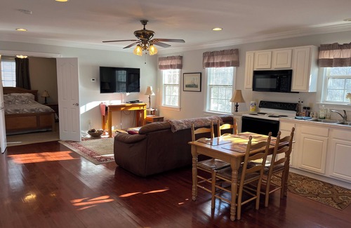 Afton Apartment | Charming 1-bedroom apt in beautiful Afton close to Breweries/Wineries & trails!