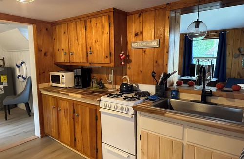 Sweden Cabin | Charming 1-bedroom cabin in fabulous Sweden with WiFi