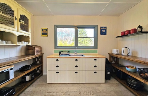 Rydal Cottage | Charming 1 bedroom country cottage in historical town of Rydal.