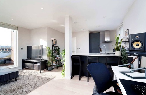Thurlow Park Apartment | Charming 1-Bedroom Flat in London