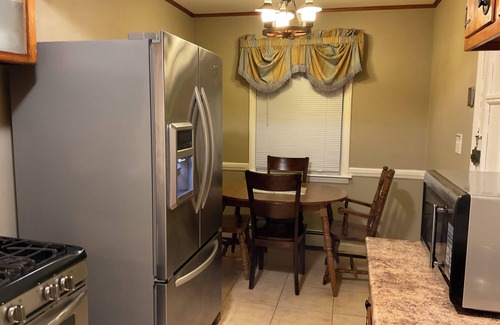Elmont House | Charming 1-bedroom house with WiFi, AC in pleasant Elmont