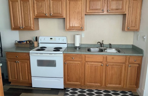 Dubuque Apartment | Charming, 1-bedroom, spacious duplex with sleeper sofa in delightful Dubuque.
