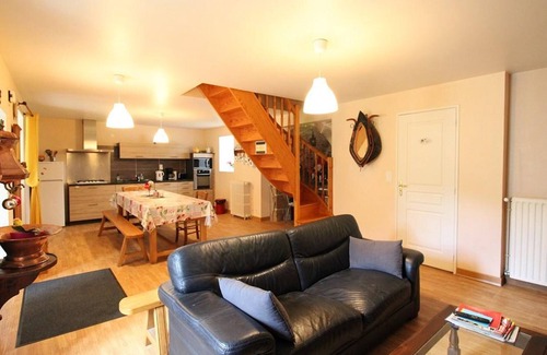 Arnac Cottage | Charming 1850s House with Private Heated Pool, Stunning Views, and Modern Amenities
