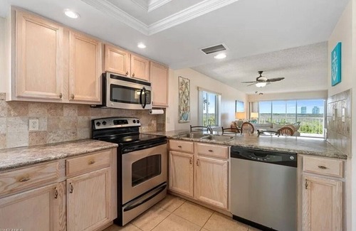 Bonita Springs Condo | Charming 2-bedroom condo with Gulf Beach and Inland Water access in Bonita