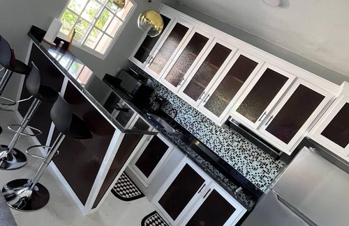La Mata Apartment | Charming 2-bedroom apartment in Villa La Mata with WiFi, AC