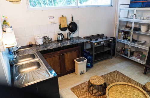 Luang Prabang Villa | Charming 2-bedroom apartment in a Heritage Villa with AC