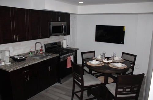 West New York Apartment | Charming 2-bedroom apartment in fabulous West New York with WiFi, AC