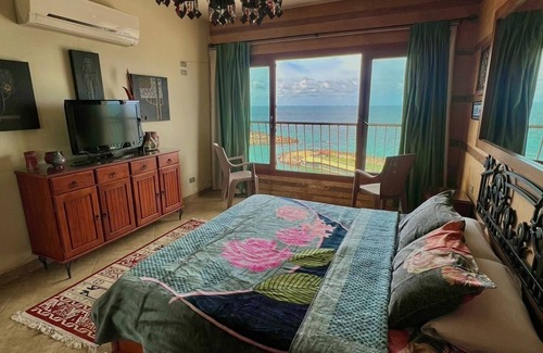 Ar-Raml 1 Apartment | Charming 2-bedroom apartment with WiFi, AC in marvelous Alexandria Governorate