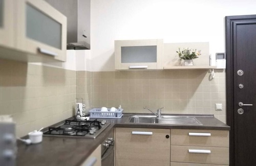 mtatsminda Apartment | Charming 2-bedroom apartment with a balcony in T'bilisi