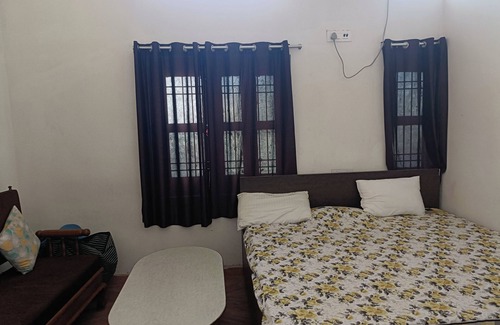 Jhunjhunu Bed & Breakfast | Charming 2-bedroom B&B with WiFi, AC in welcoming Jhunjhunu