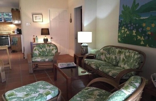 Derricks Apartment | Charming 2 bedroom 2 shower room self catering apt on a gorgeous quiet beach