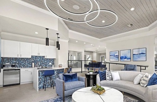 Sun Bay South House | Charming 2-bedroom building with WiFi, fitness room in fantastic Tampa