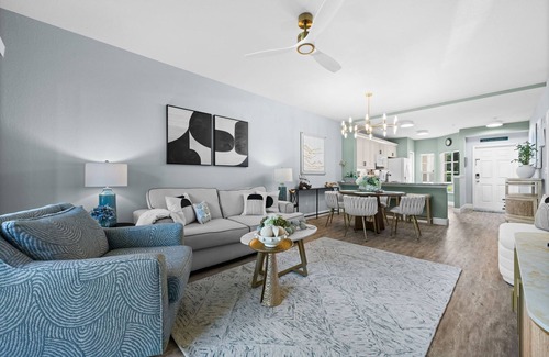 Naples Condo | Charming 2-bedroom condo in beautiful Naples