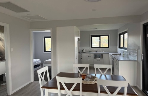 Lithgow City Council House | Charming 2 bedroom cottage in kanimbla valley