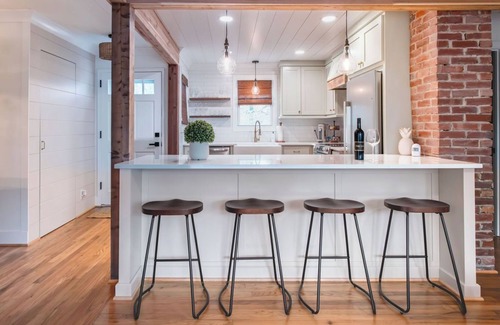 Anderson Cottage | Charming 2-bedroom cottage in downtown Anderson SC.