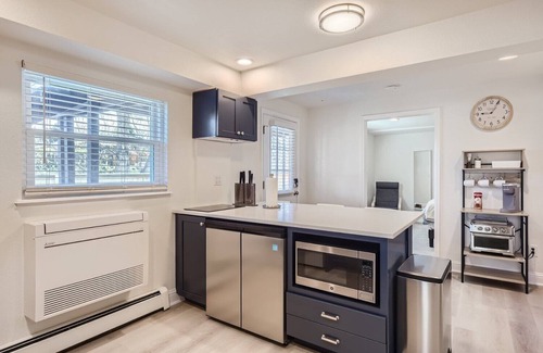 Greenwood Village Apartment | Charming 2-bedroom garden level suite in tranquil Denver Tech Center