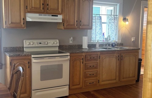 Skowhegan House | Charming 2-bedroom house with AC, WiFi in enchanting Skowhegan