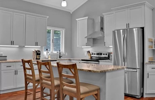 Tamworth House | Charming 2-bedroom house with WiFi, AC in pleasant Tamworth