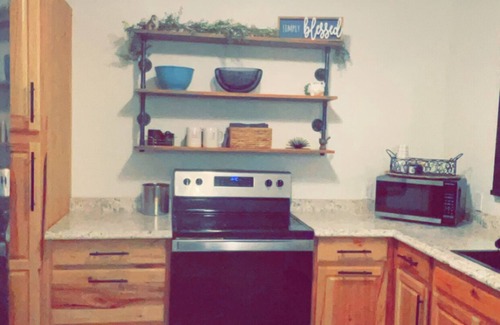 Sapulpa House | Charming 2-bedroom house with WiFi, AC in delightful Sapulpa