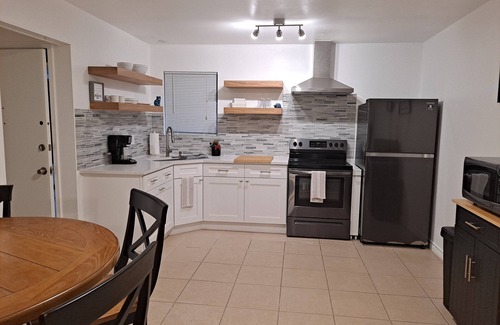 North San Antonio - SAT Apartment | Charming 2-Bedroom/1bath near Airport