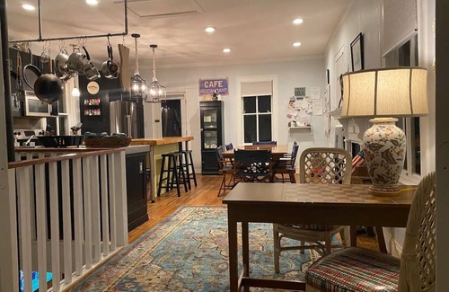 Windmill Point House | Charming 2-bedroom house on the Chesapeake Bay