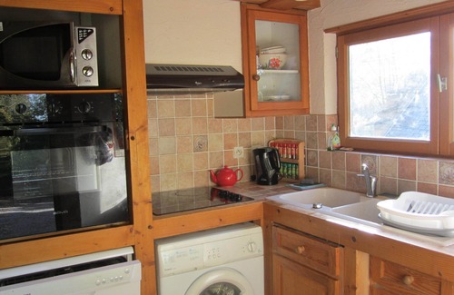 Oust House | Charming 2*mountain house, tastefully furnished in tranquil hamlet. Garden.