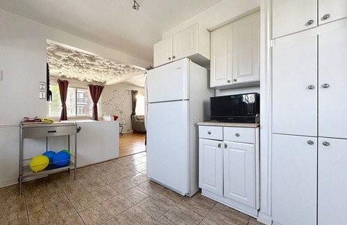 Pont-Viau Apartment | Charming 2-room apartment – ​Close to the Metro