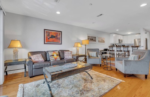 Sea Bright Apartment | Charming 2BR/2Bath ocean view apartment with parking in downtown Sea Bright