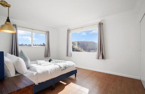 Pacifica Apartment | Charming 2BR Coastal Getaway in Pacifica