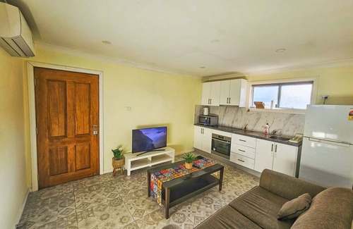Blacktown Apartment | Charming 2br Granny Flat Retreat