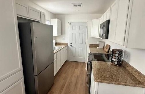 Menlo Park House | Charming 2BR - Heart of Tucson