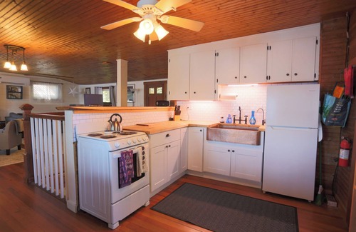 Winthrop Cottage | Charming 2BR Lakefront Cottage on Serene Cobbossee w/Kayaks, A/C