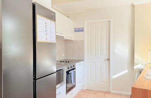Paddington Villa | Charming 2BR with Yard&Parking