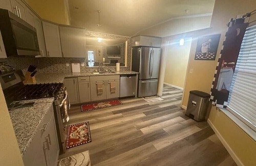 Converse House | Charming 3 Bed 2 Bath Home in NE San Antonio