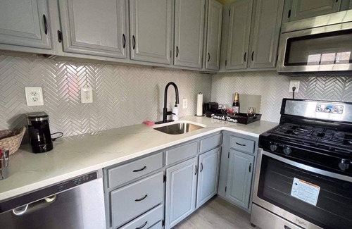 Capitol Heights House | Charming 3-bedroom cottage only minutes from DC line with WiFi, AC & upgrades