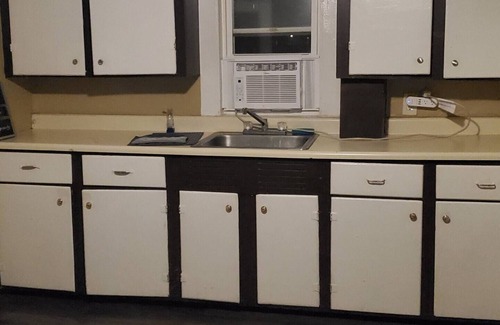 Waterville Apartment | Charming 3-bedroom apartment with WiFi, AC in pleasant Waterville