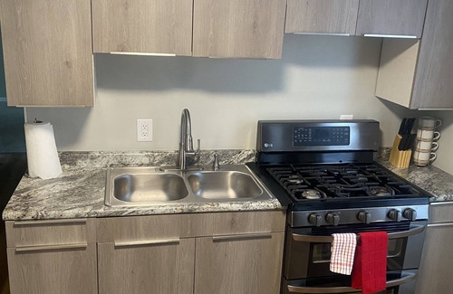 East Beverly Apartment | Charming 3-bedroom apartment in superb Chicago with WiFi