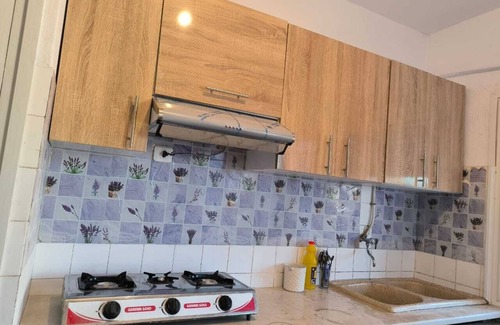 Pic ville Apartment | Charming 3-bedroom Apartment in Cité Habib, Sfax, Tunisia With TV and AC 🌿