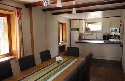 Bozel Ski Chalet | Charming 3-bedroom chalet in Bozel, two minutes from the HighStreet