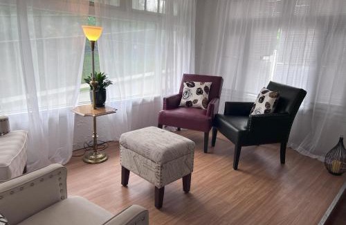 Wilkinsburg Apartment | Charming 3 Bedroom Cottage Apartment in a Tudor-Style Home