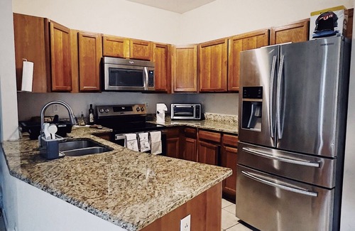 Franklin Plantation House | Charming 3 bedroom home Centrally located in Worcester