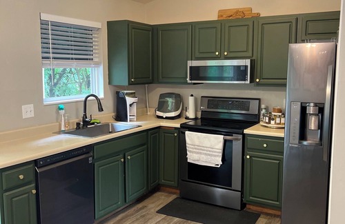 Erlanger House | Charming 3-bedroom house in Elsmere with full basement