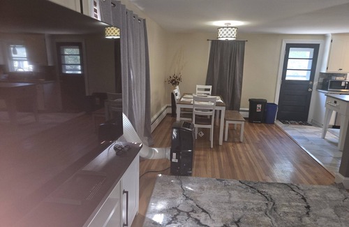 Peabody House | Charming 3-bedroom house in delightful Peabody