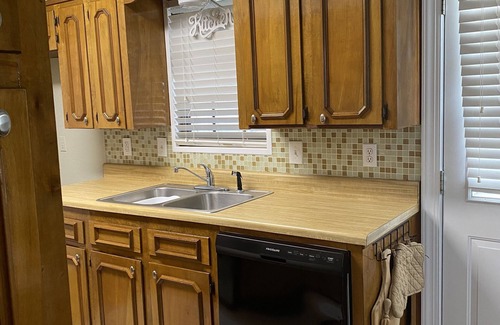 Scott House | Charming 3-bedroom house in Scott with fitness area, central air,newly renovated