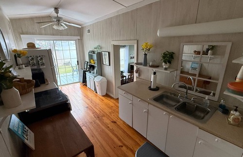Eutawville House | Charming 3-bedroom house in Vance with WiFi and beautiful lake view