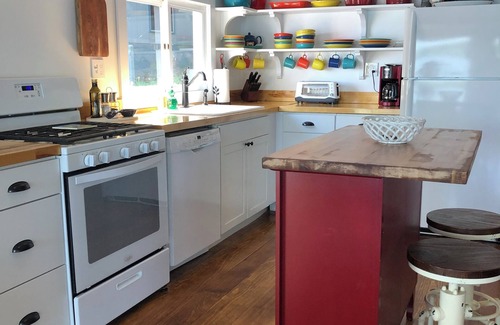 Otis House | Charming 3-bedroom house with WiFi, AC near Acadia National Park!