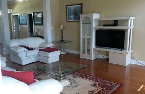 Belle Mina House | Charming 3-bedroom + office, fully furnished home in fabulous Madison AL