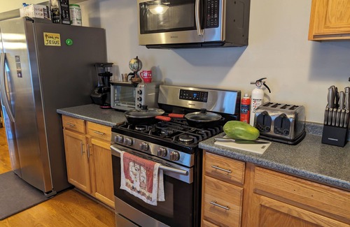 Downtown Baltimore House | Charming 3-bedroom townhome with AC, fitness room in Hampden near JHU-MICA-LUM