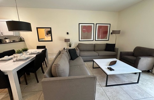 Sunset Lakes House | Charming 3-bedroom townhome in Kissimmee Hot Tub free